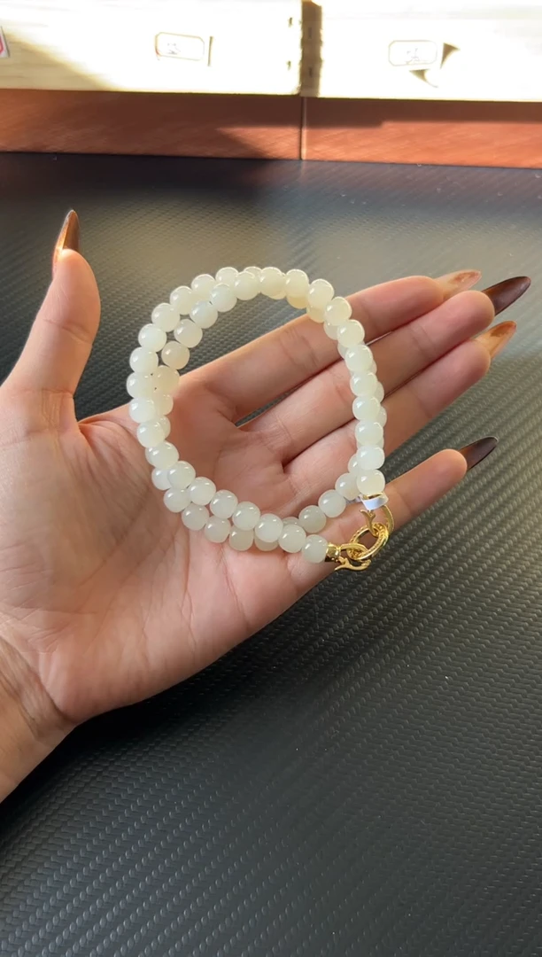 未镶嵌手串和田玉于田微色差卡7*8