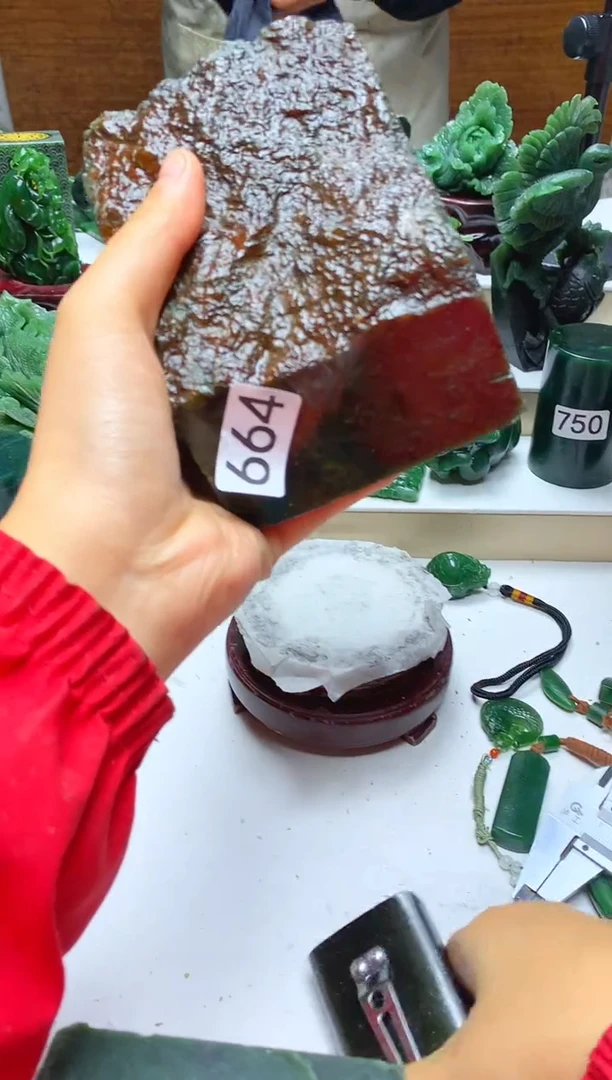 未镶嵌和田玉摆件1