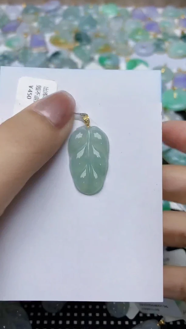 翡翠18K金镶嵌颈饰天然缅甸A货翡翠