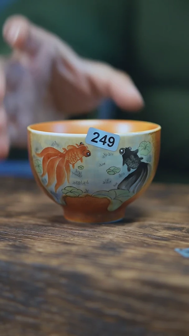 【闪购商品】249景德镇手绘金鱼杯子