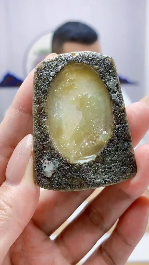 未镶嵌定制翡翠4898MM-毛货挂件68