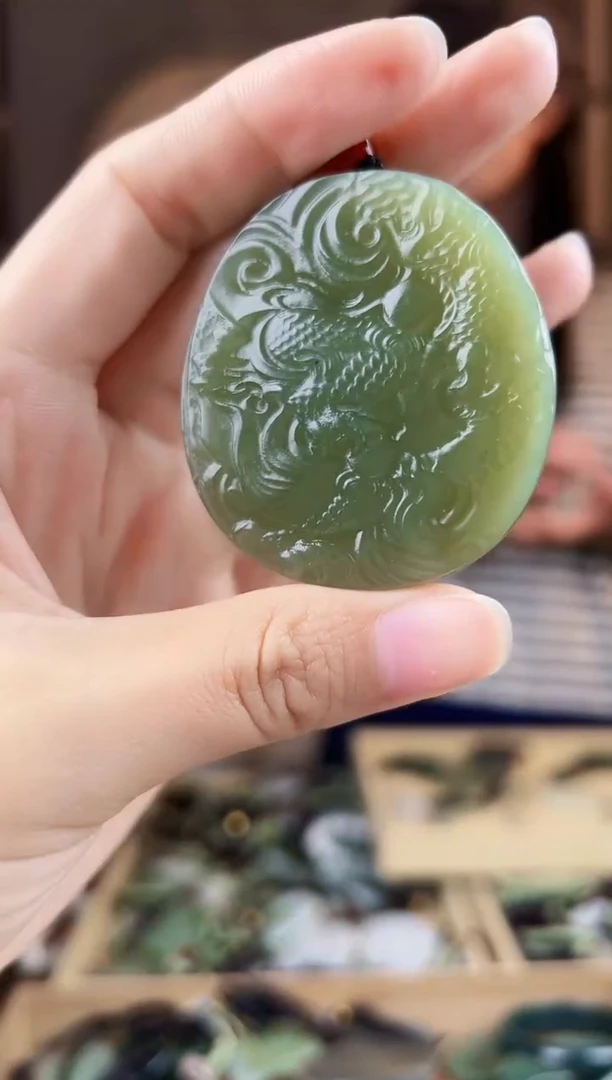 颈饰未镶嵌和田玉拍一发一，多样性发货