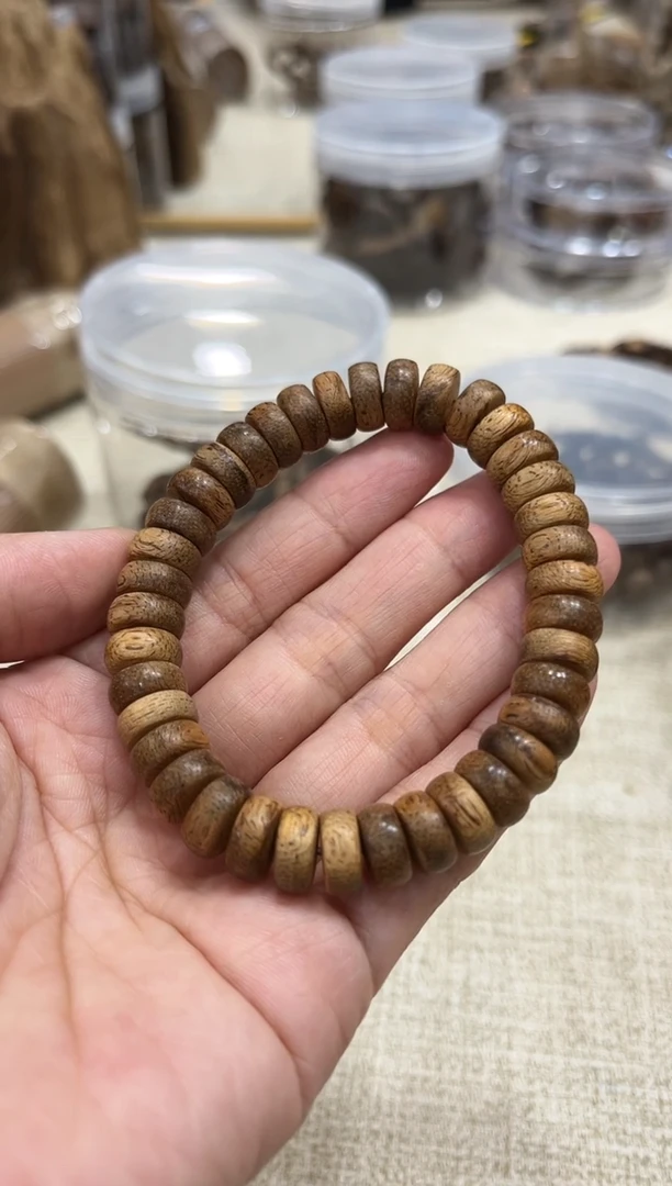沉香碎屑沉香柬埔寨1.0算盘珠