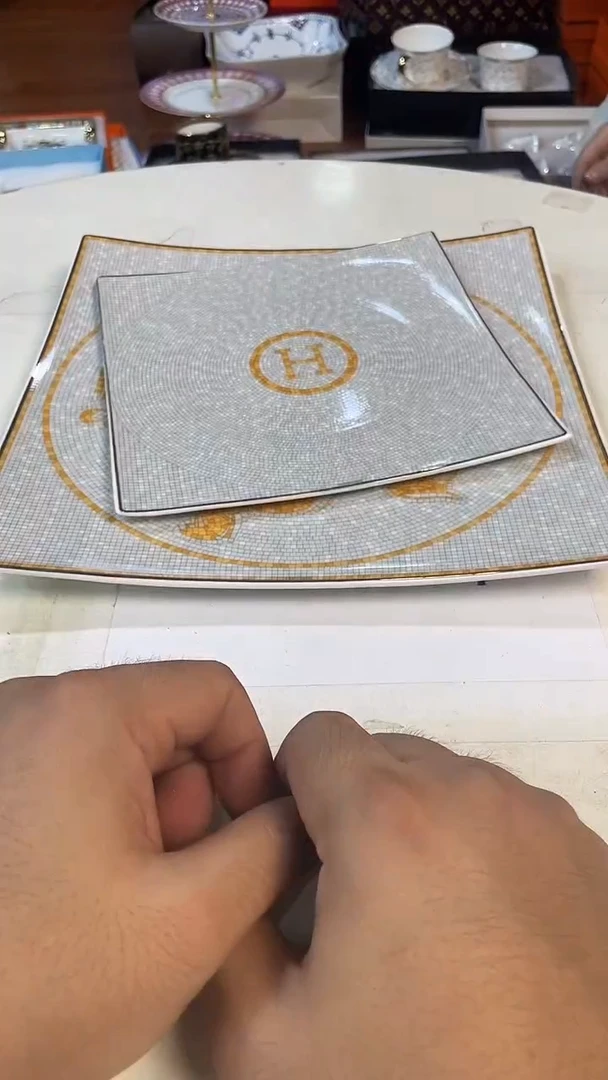 杯鸿辉家品牌瓷器，京东包邮！
