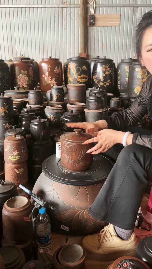 【闪购商品】壶瑕疵茶叶罐 小五饼古铜色 896