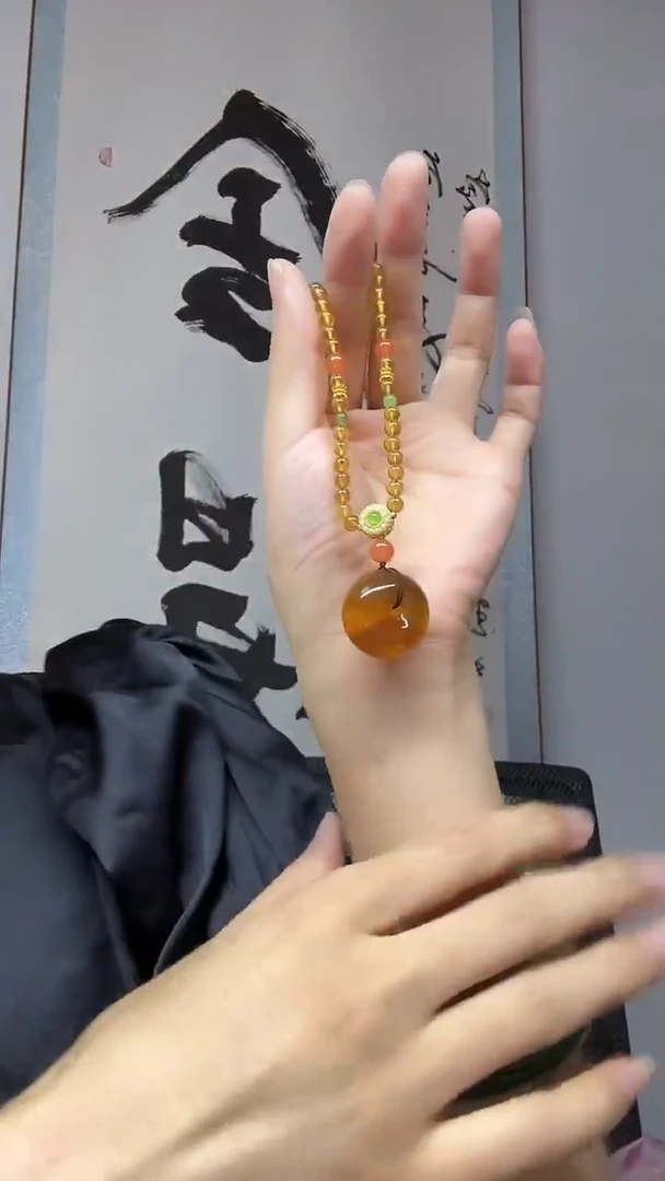 琥珀项链未镶嵌金沙珀平安扣