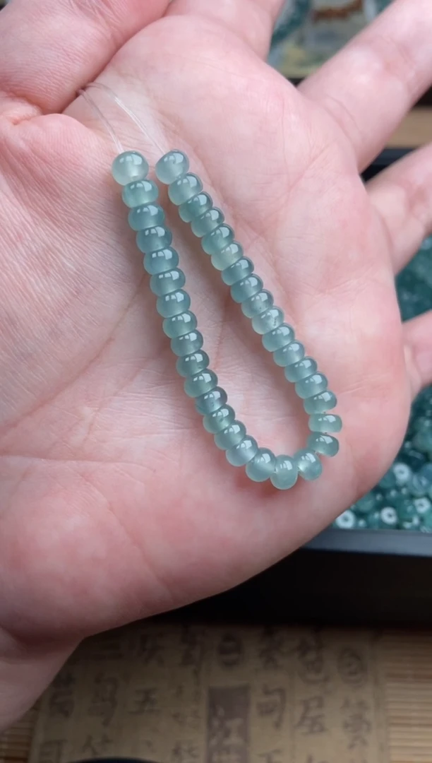 【闪购商品】翡翠手链未镶嵌算盘珠浅色