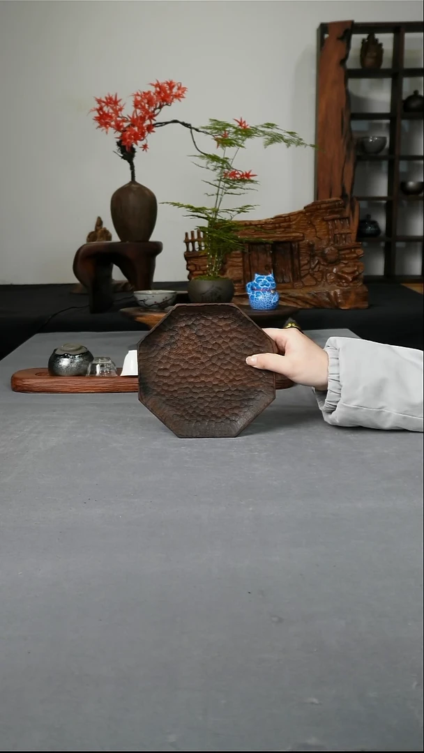 鸡翅木八角锤纹盘子