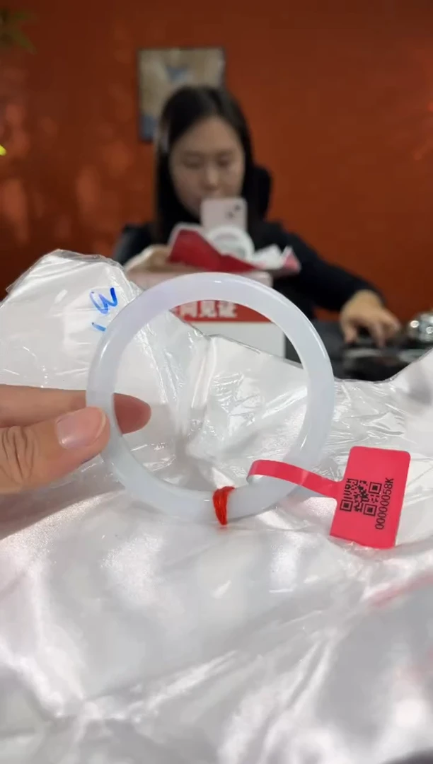 未镶嵌手镯翡翠4   58