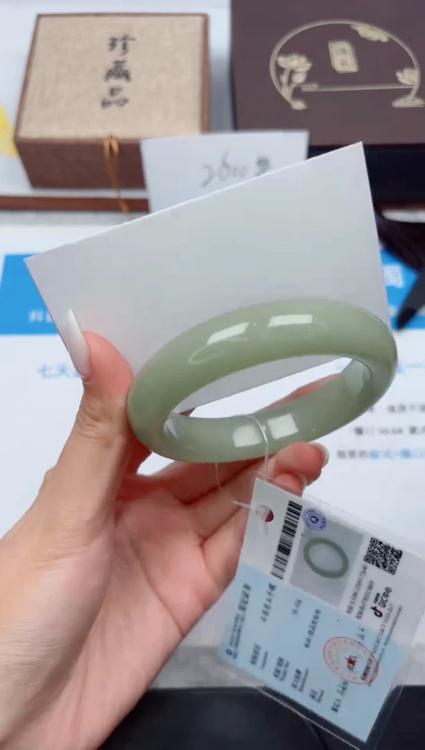 未镶嵌手镯石英质玉111-56.2