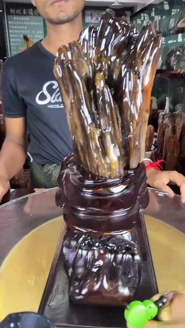 缅甸天然树化玉摆件