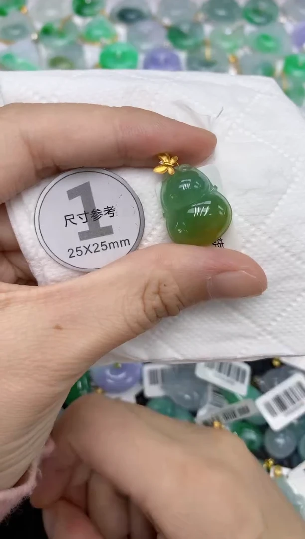 颈饰18K金镶嵌翡翠11111111