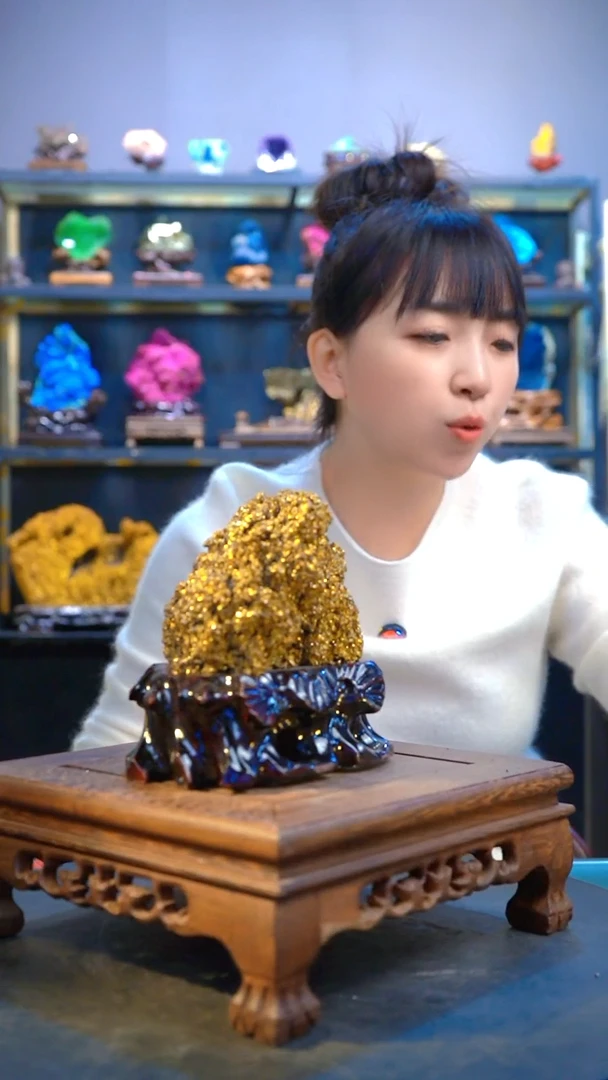 石材偶**游精品矿物晶体摆件