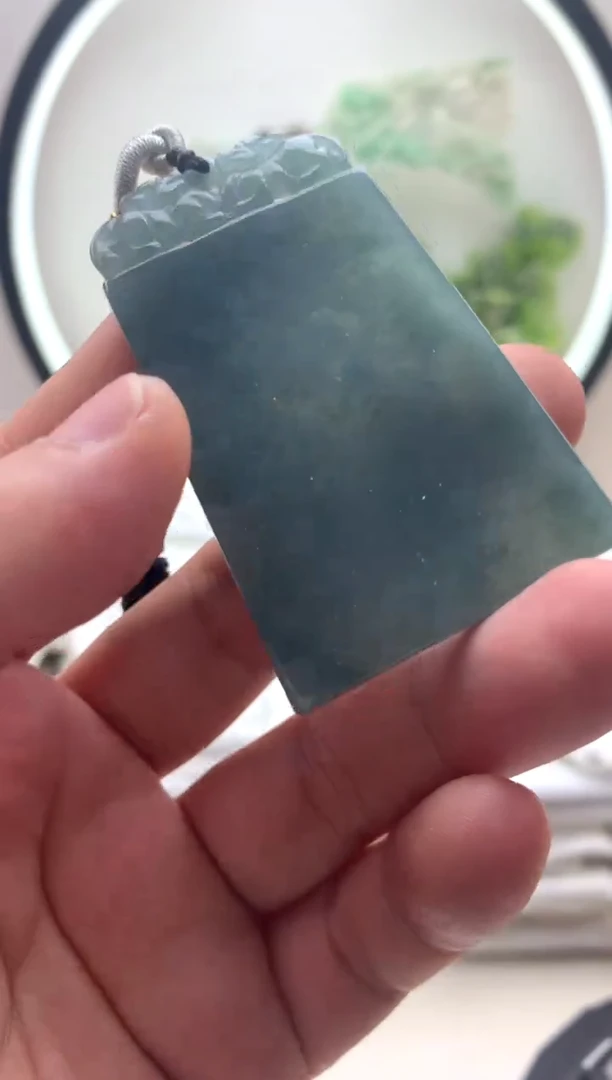 颈饰未镶嵌翡翠无事牌