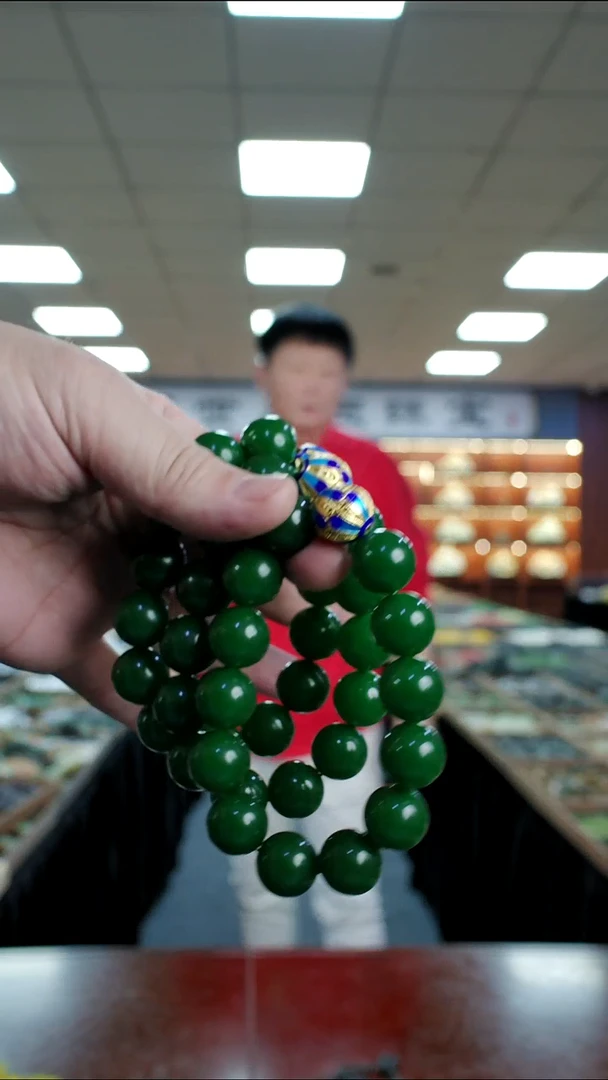 未镶嵌蛇纹石玉手串多样是发货随机发一