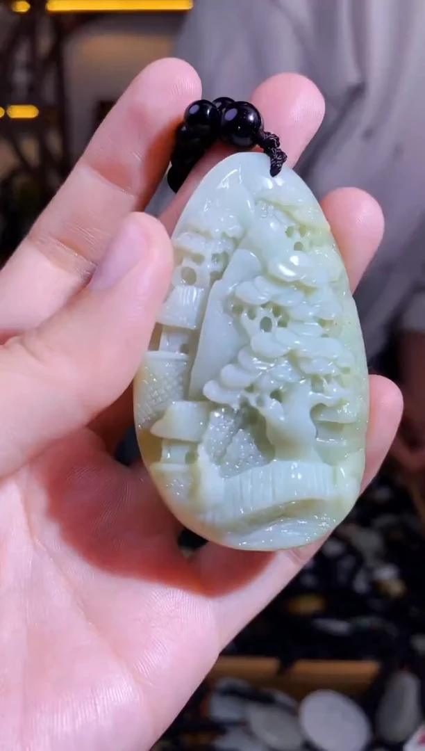 颈饰未镶嵌和田玉1