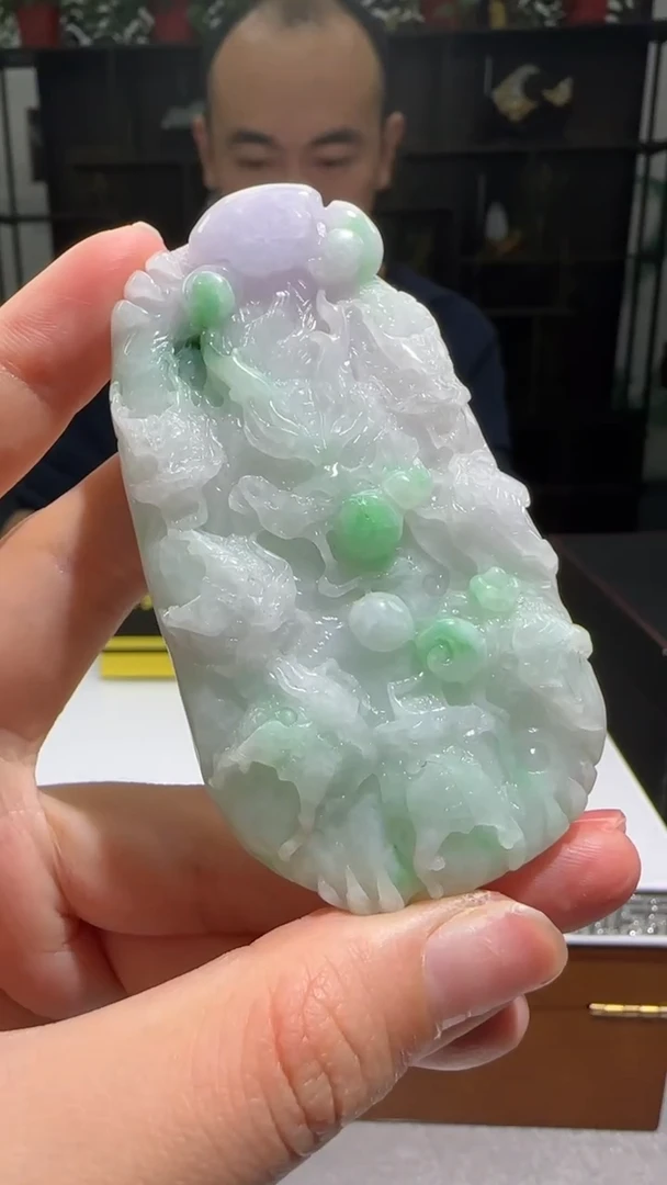 【闪购商品】翡翠颈饰未镶嵌天然翡翠A货吊坠