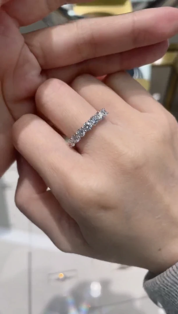 【闪购商品】实验室培育钻石18K金镶嵌七公主1ct13圈