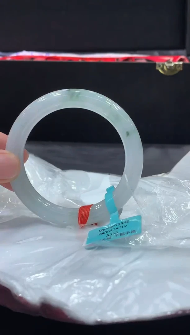 未镶嵌手镯翡翠翡翠手镯