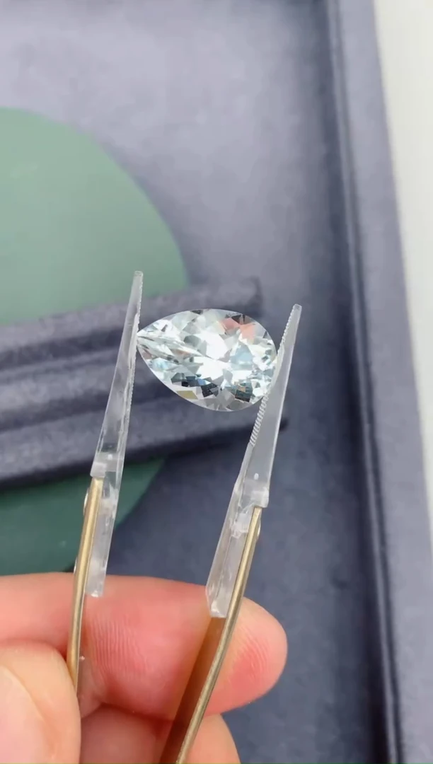 绿柱石裸石7ct 白色绿柱石