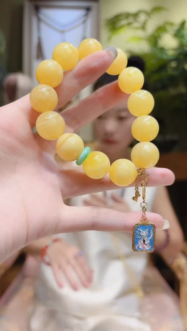 【闪购商品】蜜蜡裸石18K金镶嵌蓝凤九牌翡翠跑环蜜蜡手串