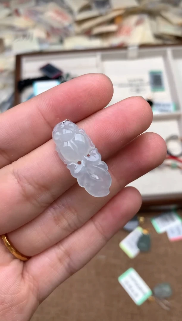 未镶嵌挂件翡翠一