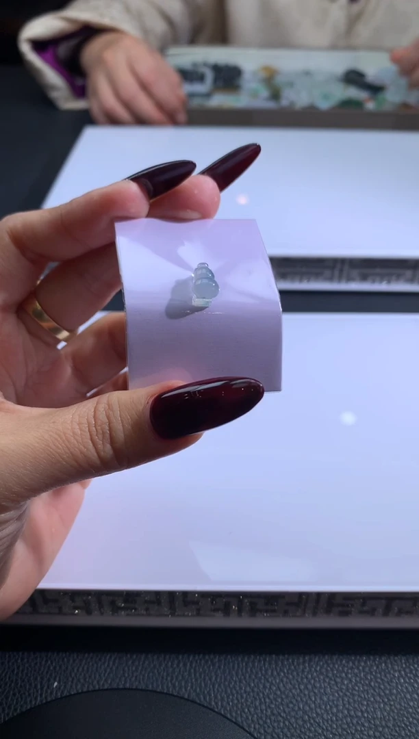 【闪购商品】定制翡翠未镶嵌翡翠