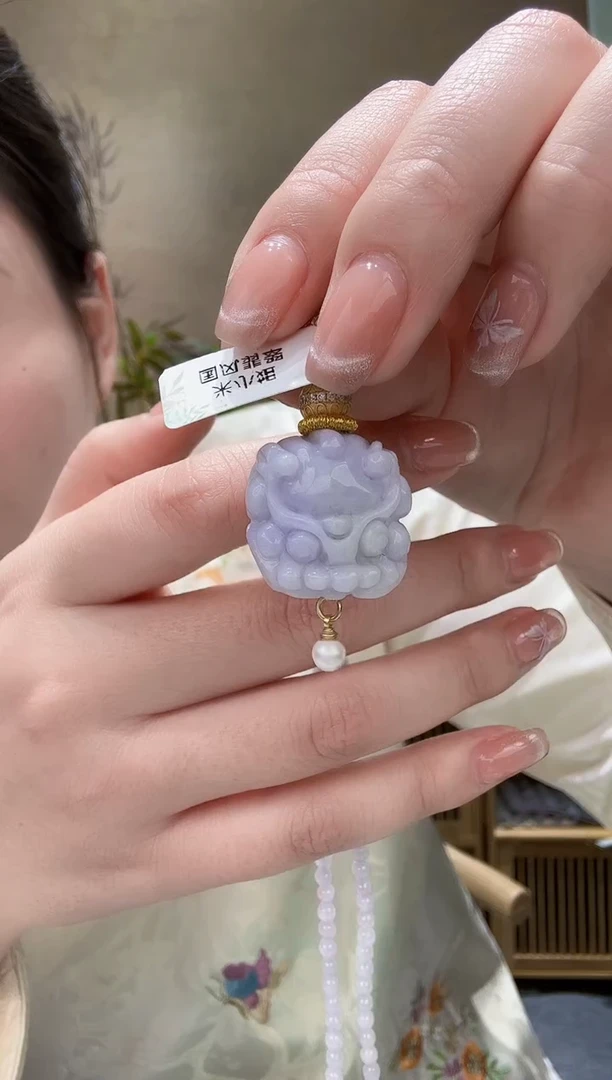 【闪购商品】翡翠颈饰未镶嵌吊坠