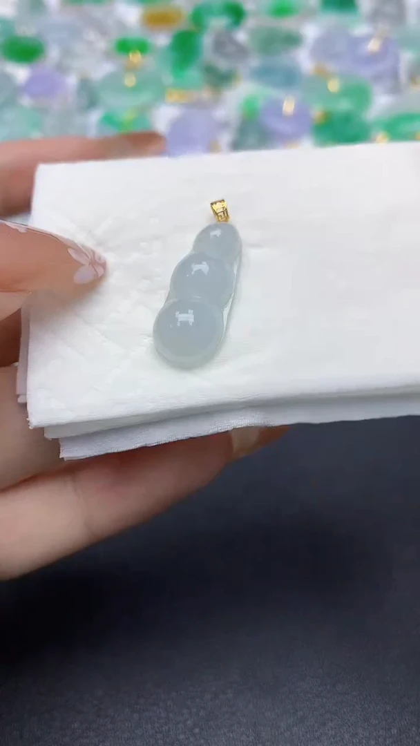 颈饰18K金镶嵌翡翠a货假一赔三支持复检百元上9元证书费自理