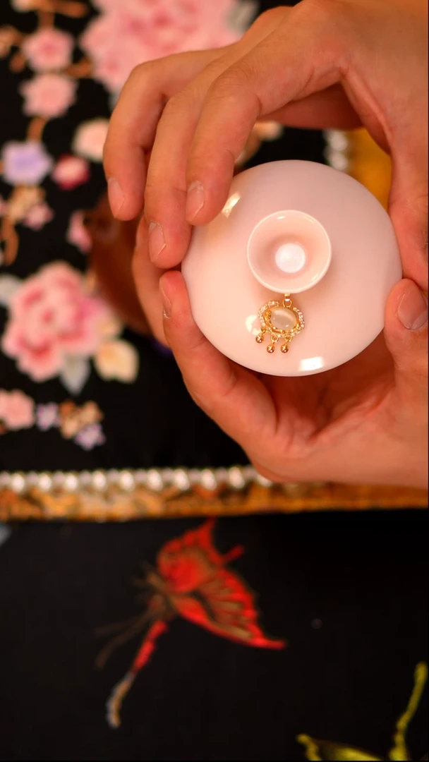 051盖碗提溜提溜