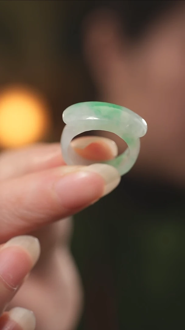 未镶嵌戒指翡翠圈口11-12 翡翠马鞍戒指