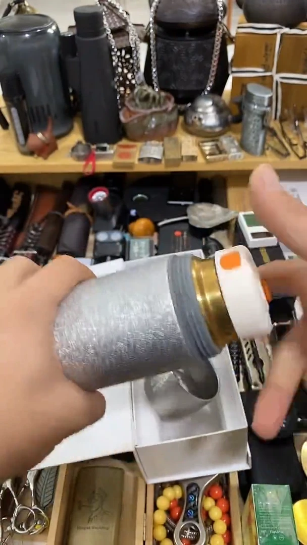 瓷片闪购商品  如图所示