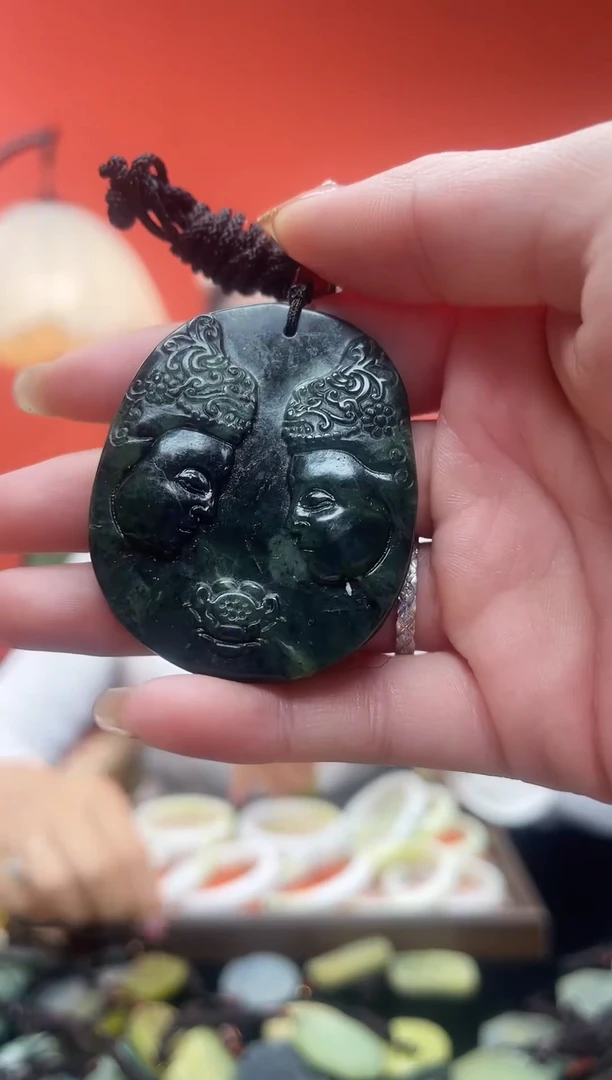 未镶嵌岫玉吊坠·