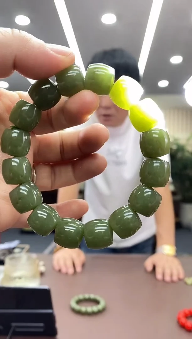 手链未镶嵌和田玉手串