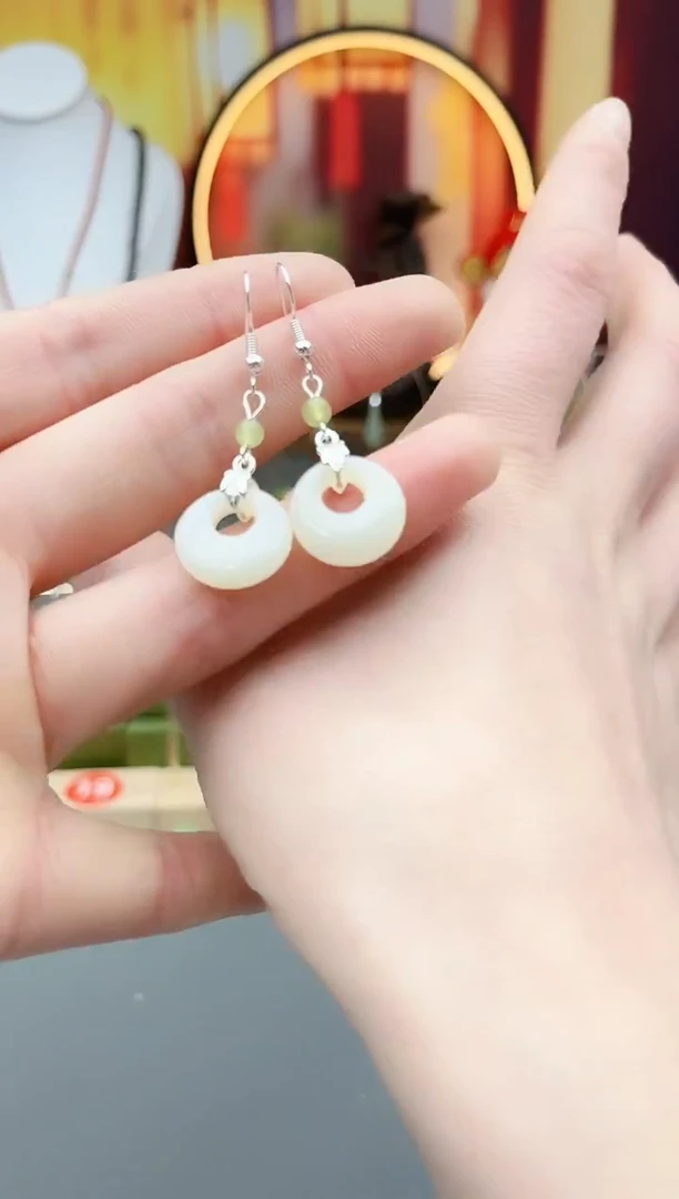 未镶嵌和田玉耳饰X02