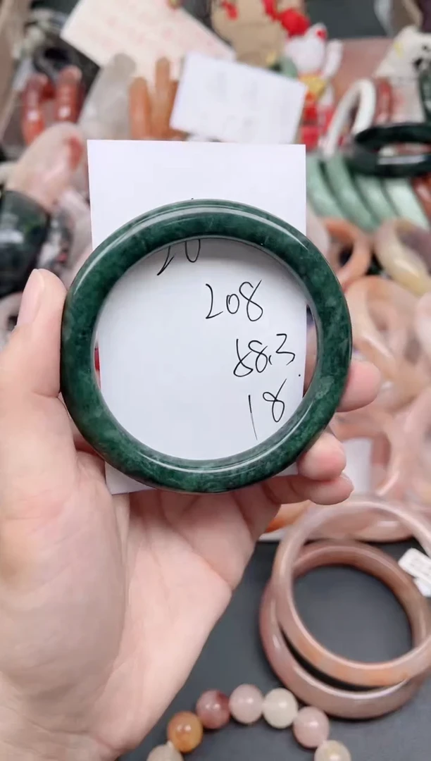 未镶嵌手镯石英质玉208