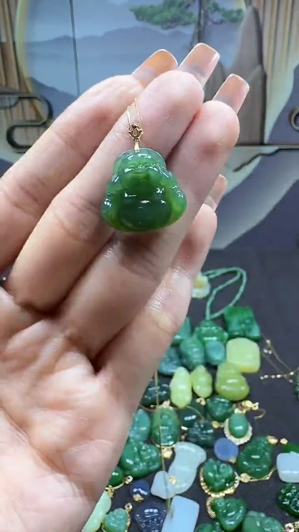 和田玉18K金镶嵌吊坠(不含链)1