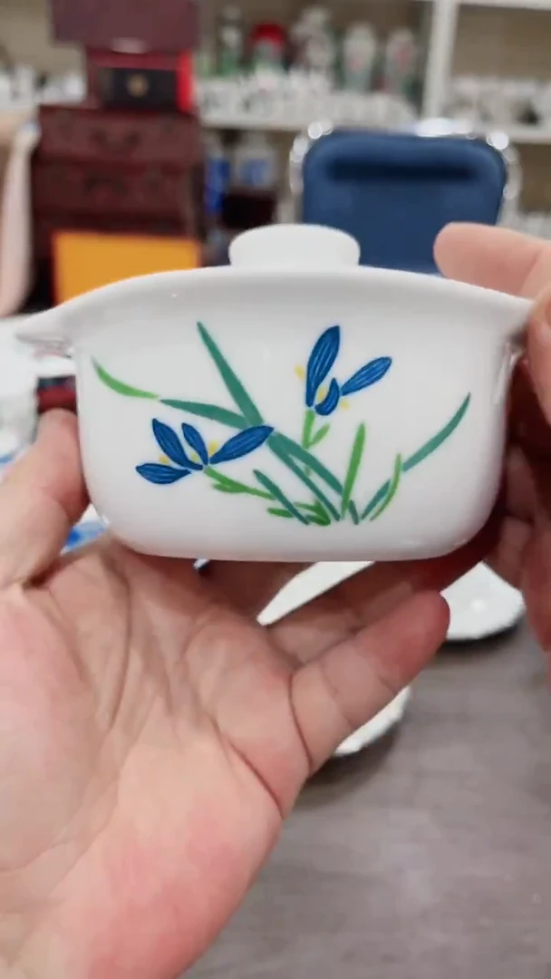 微瑕湖南醴陵釉下五彩陶瓷