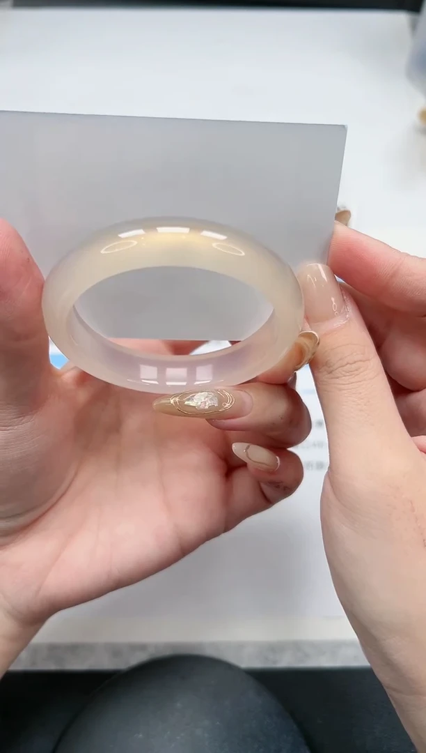 【闪购商品】玛瑙/玉髓手镯未镶嵌265/香槟54.3