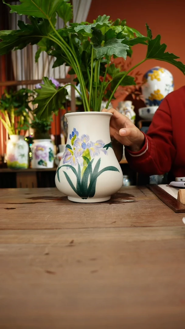 当代高温釉下彩手绘陶瓷餐具