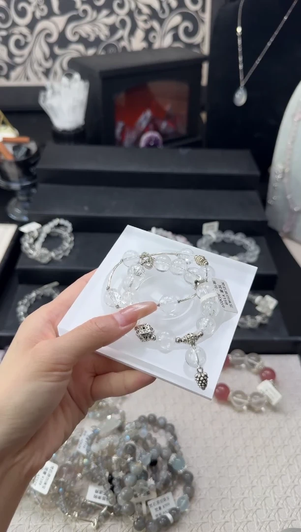 水晶手链未镶嵌依*?天然水晶 多样性发其一
