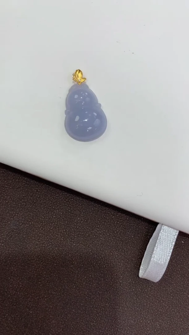 翡翠18K金镶嵌吊坠(赠链)天然缅甸a货翡翠