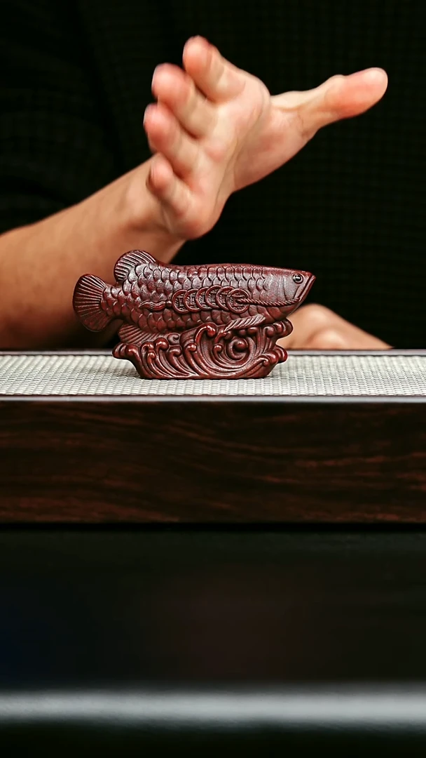 紫砂茶宠宜兴紫砂金龙鱼茶宠