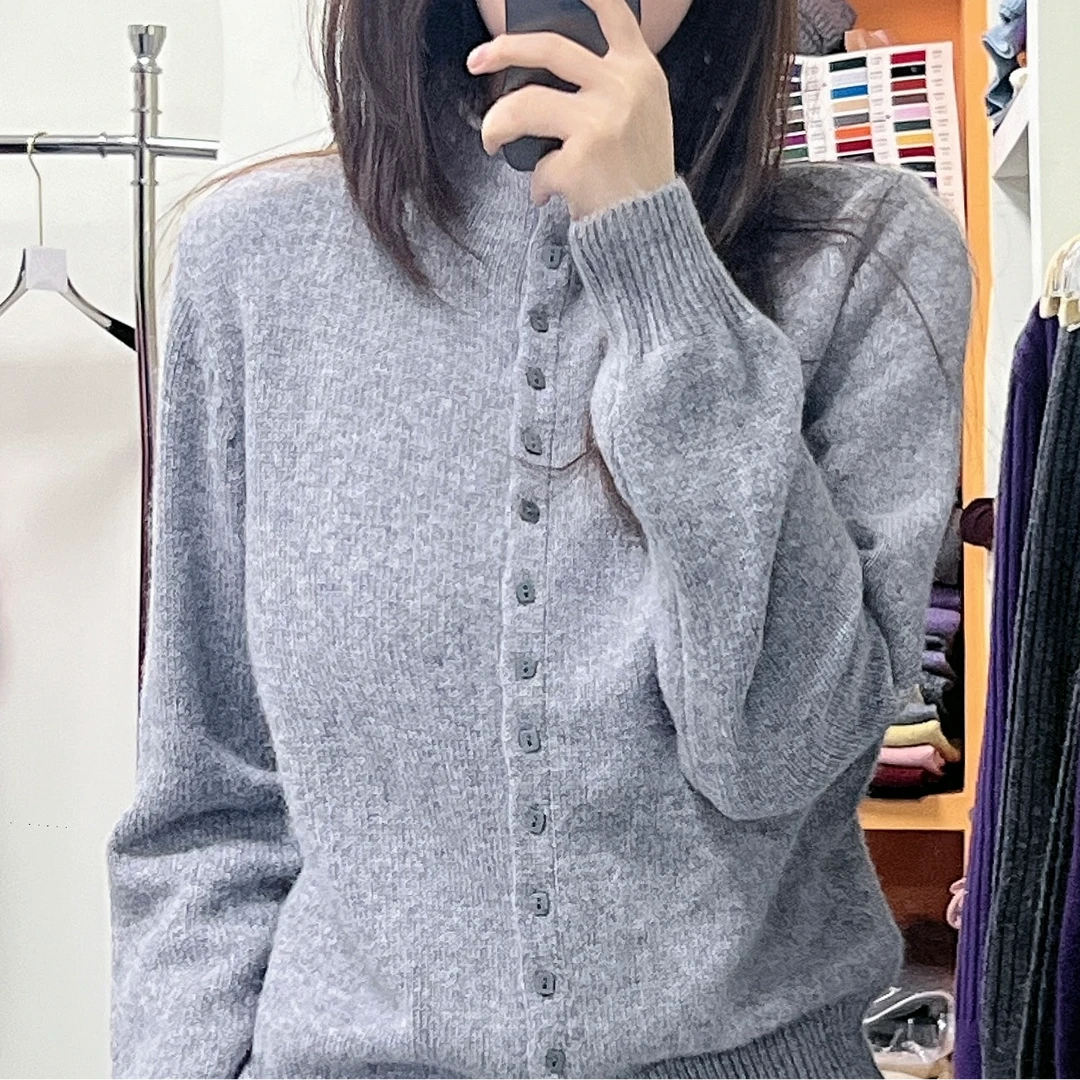 1210冬季新款长袖百搭加厚针织衫时尚高领纯色针织开衫上衣女