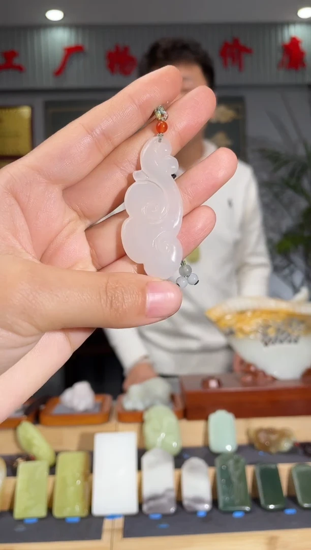 【闪购商品】和田玉颈饰未镶嵌拍一发一 多样性发货