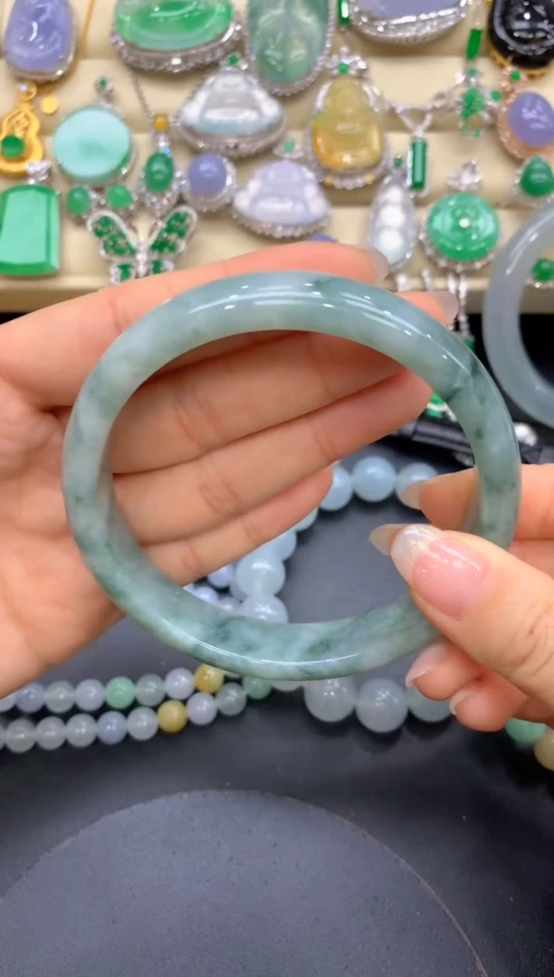 【闪购商品】翡翠手镯未镶嵌42-中国好珍宝