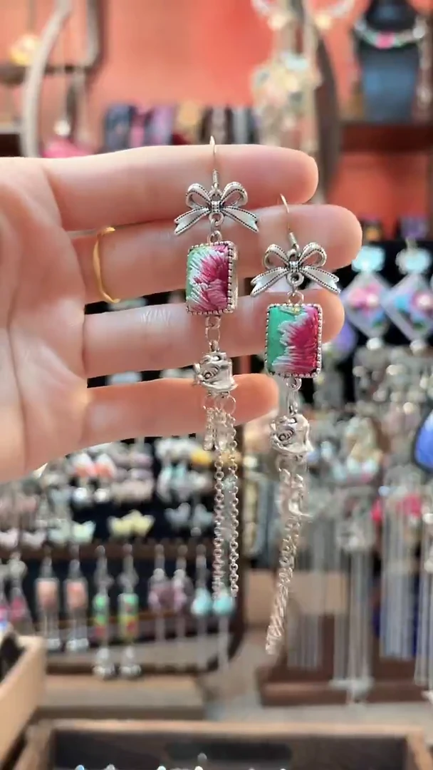 织绣 云织谣民族风精美饰品   73