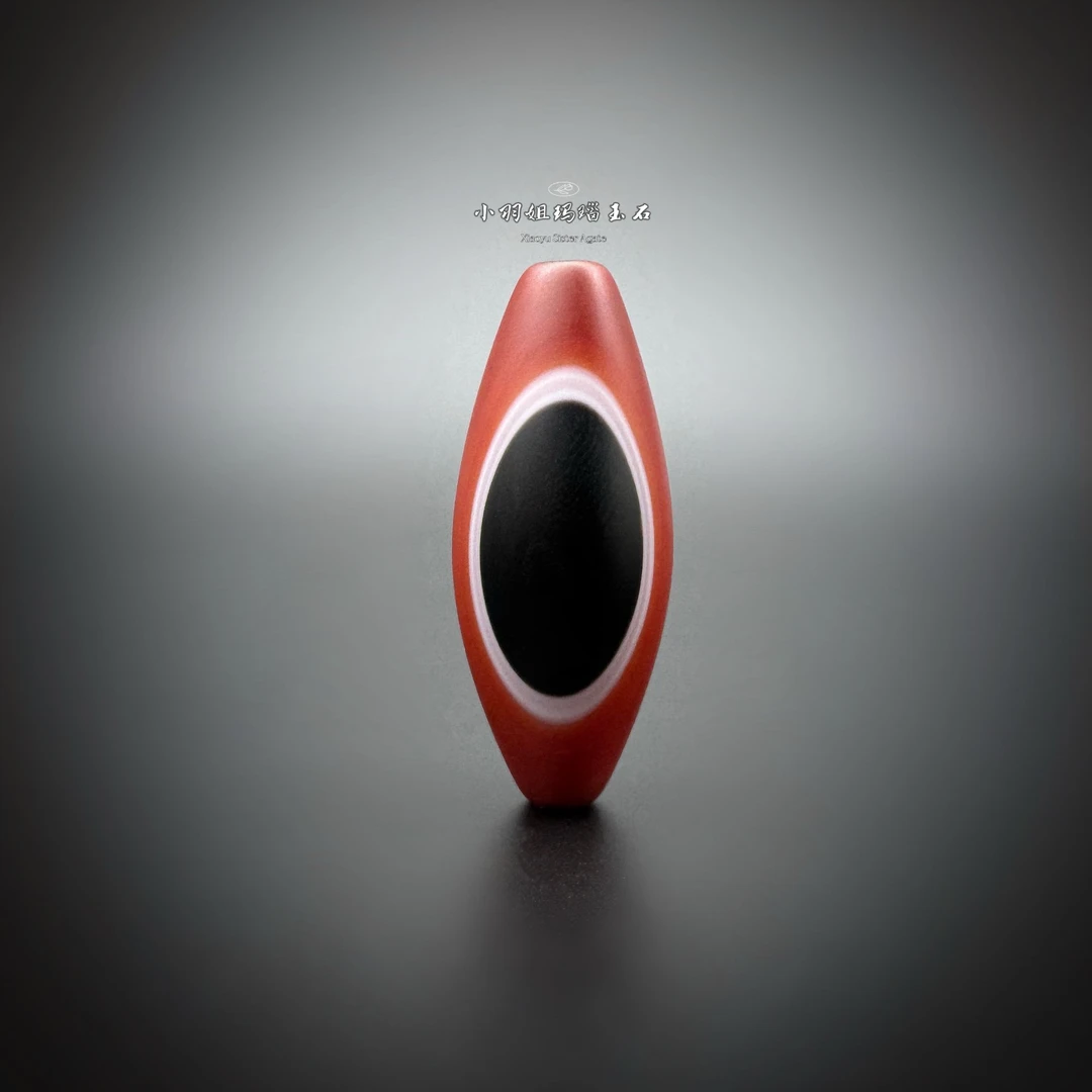 哑光缠丝玛瑙双面眼 尺寸 38*15.7