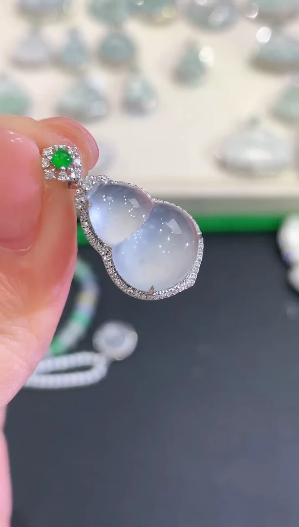 吊坠(不含链)18K金镶嵌翡翠q79