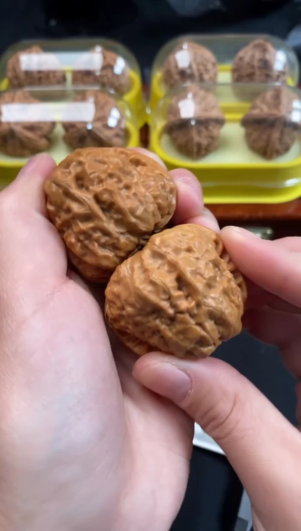 把件文玩核桃蛤蟆头40尺A395